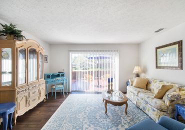 2-Bedroom Townhome in New Port Richey, FL | Carlton Arms of Magnolia Valley
